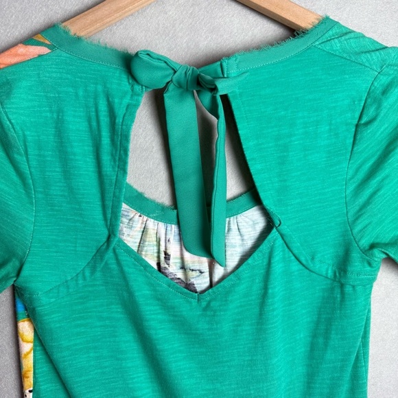 Anthropologie Akemi + Kin Green Floral Design Top Keyhole Tie Back Neck Size XS - Picture 5 of 11